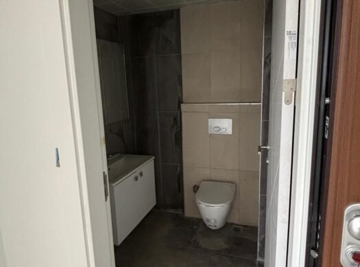 ADATEPE’DE SATILIK 1+1 DAİRE (Hastaneye Yakın)
